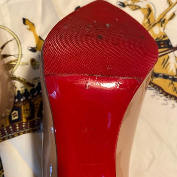 Christian Louboutin- So Kate - Picture 2 of 6